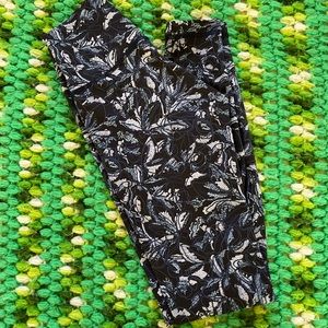 Lululemon wunder under size 2